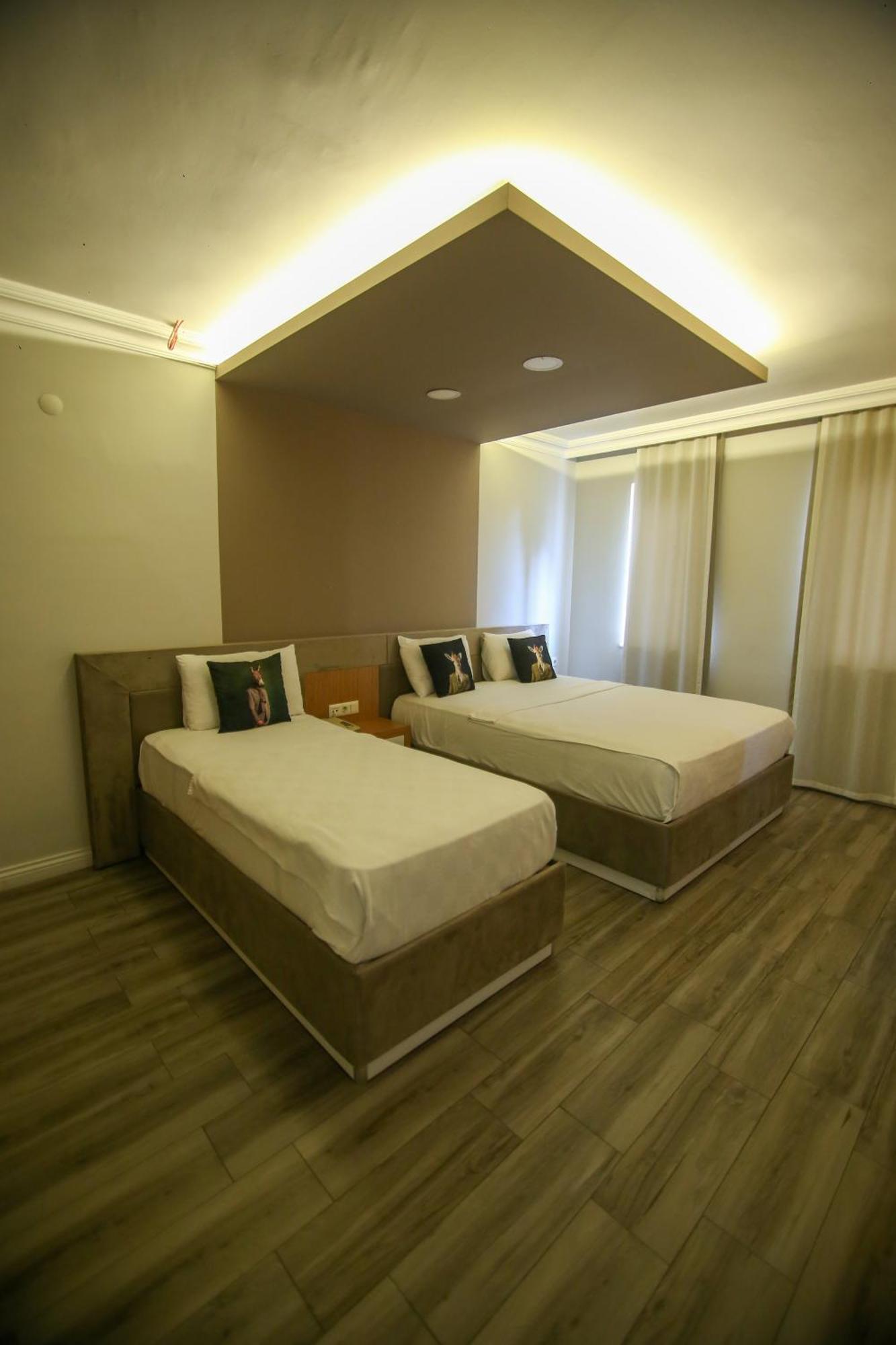 אנטליה Cevik Palace Hotel מראה חיצוני תמונה