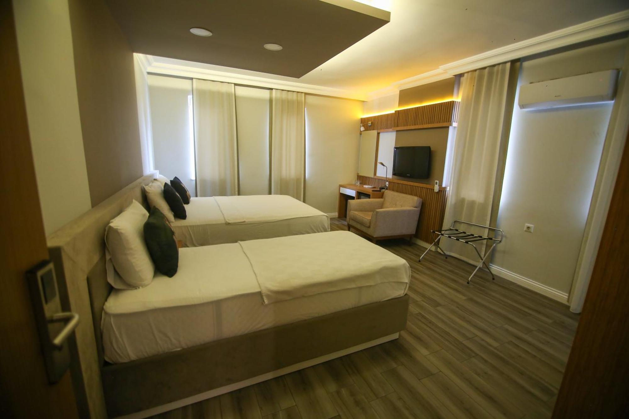 אנטליה Cevik Palace Hotel מראה חיצוני תמונה