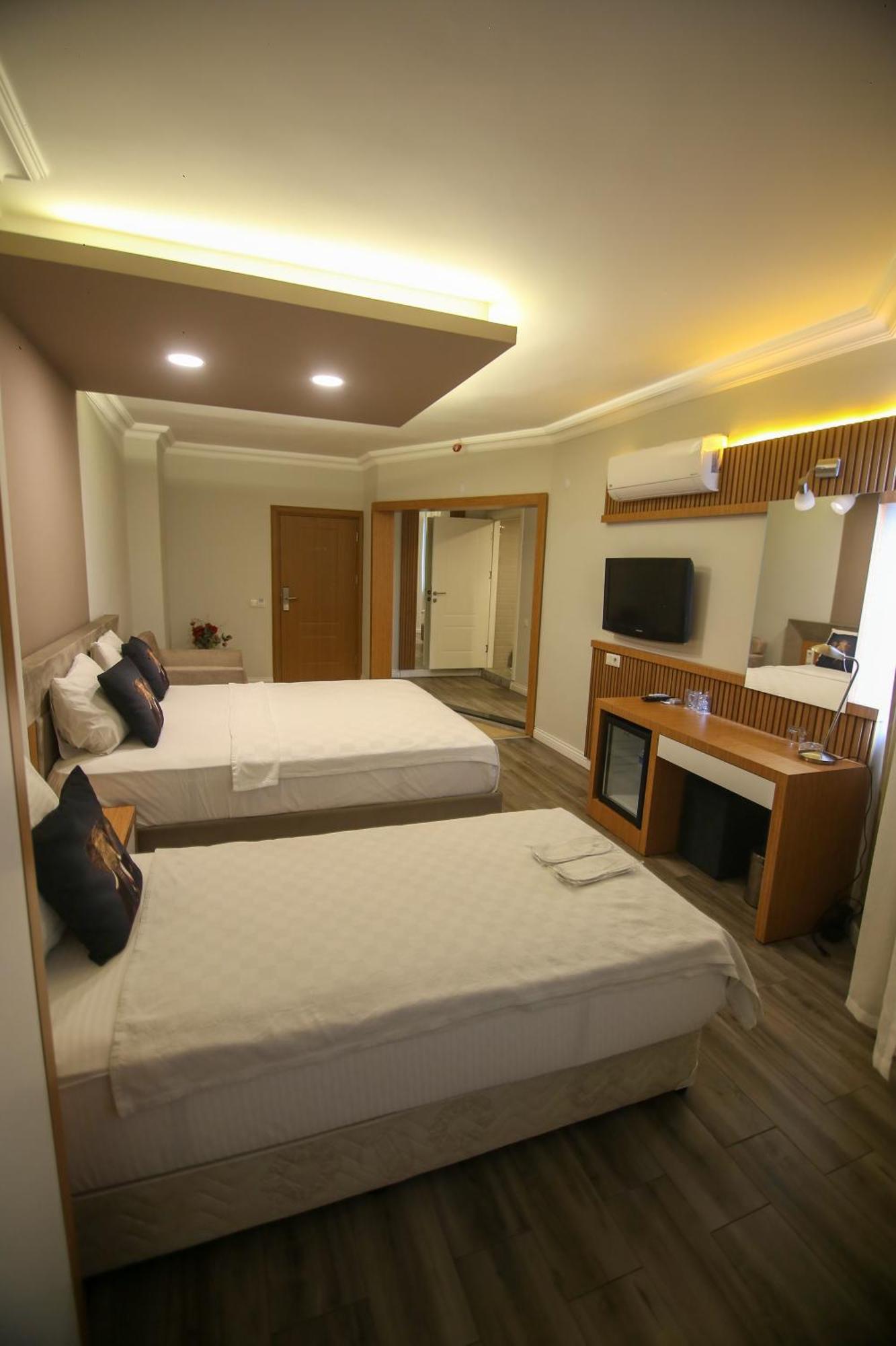 אנטליה Cevik Palace Hotel מראה חיצוני תמונה