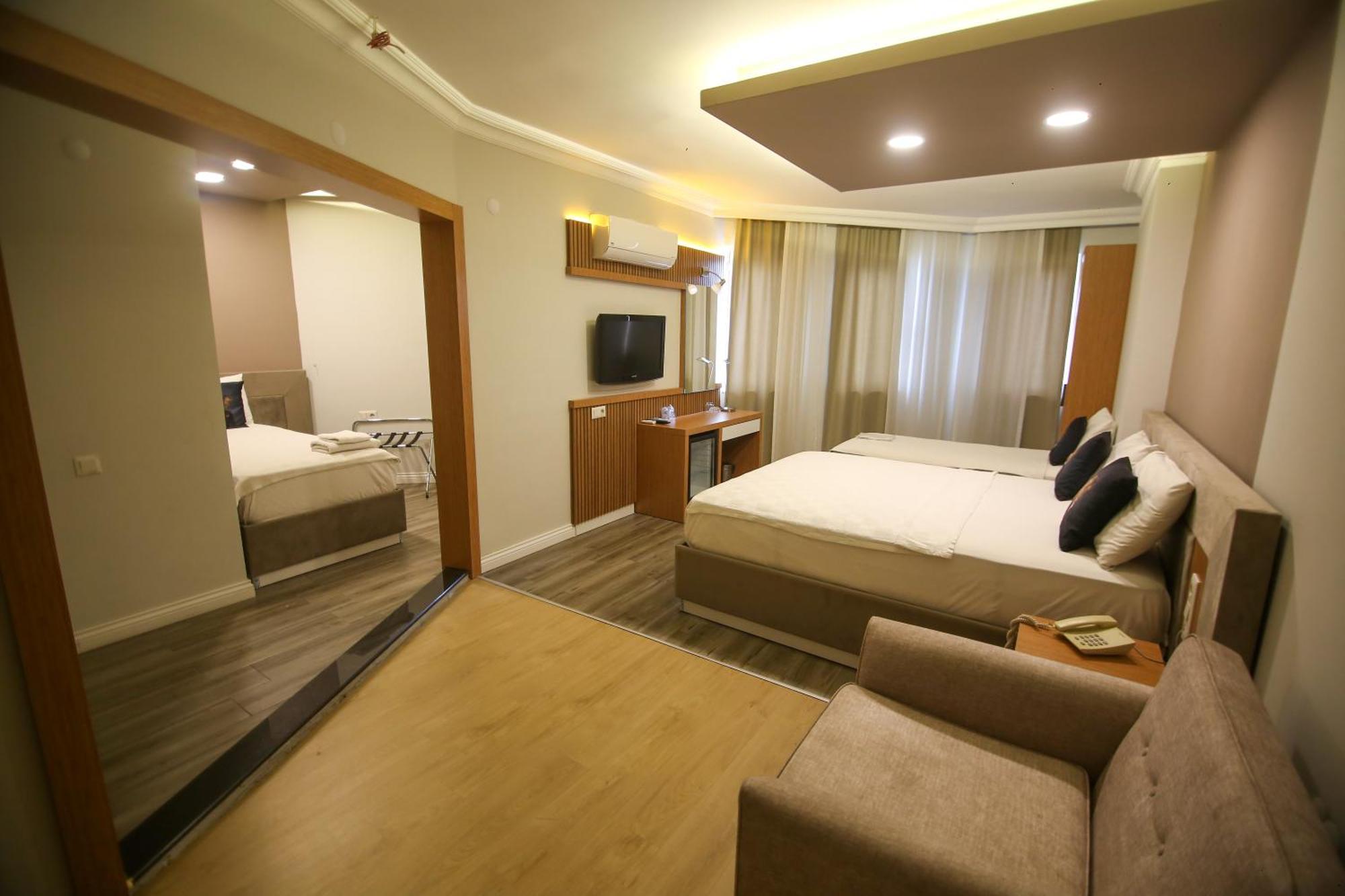 אנטליה Cevik Palace Hotel מראה חיצוני תמונה